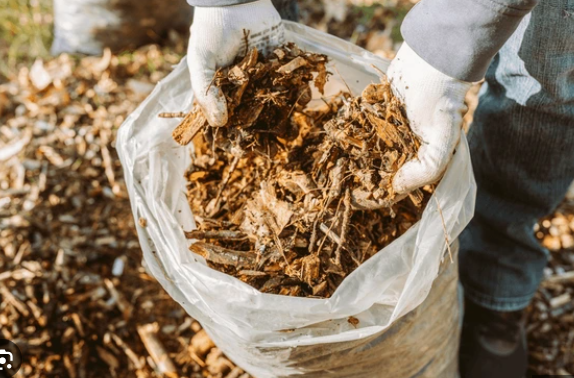 Mulch. Bagged Natural Mulch. Chipped or Shredded. | Erosion Products